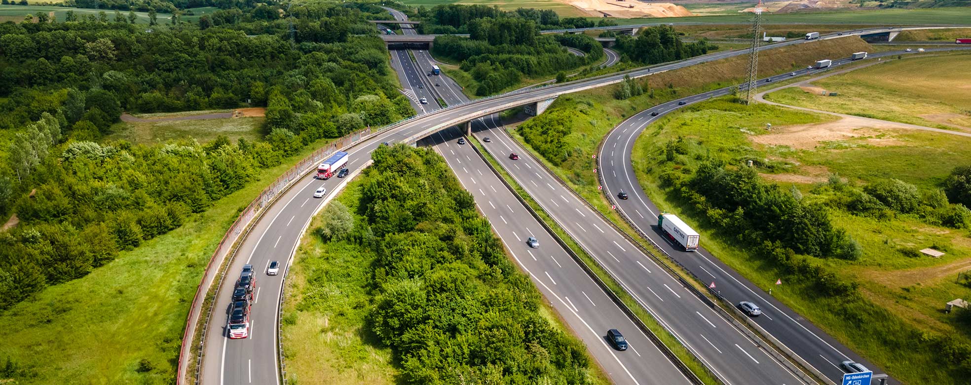 LKW auf Autobahn