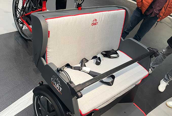 Sitzfläche der Senioren-Rikscha