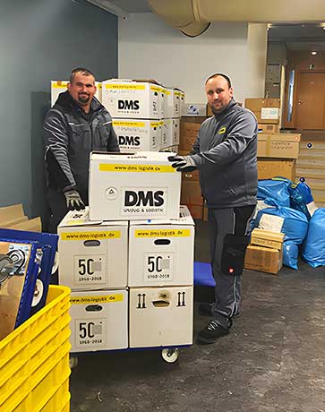 DMS-Helfer bei Spendenaktion